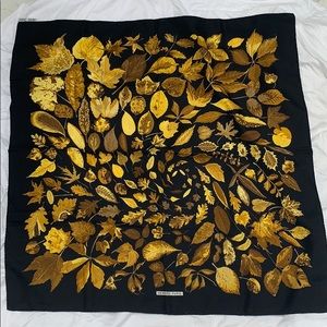 Hermès Leaf Pattern Silk Scarf